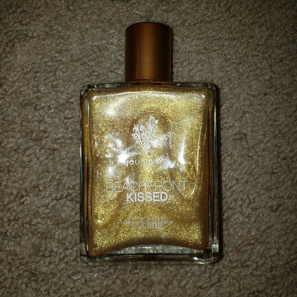 Younique beachfront Shimmering body oil